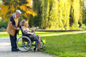 What-are-the-best-mobility-aids-for-outdoor-use-of-elderly