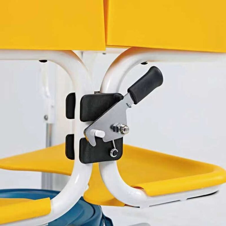 single-point-restraint-system-of-Manual-Transfer-Chair